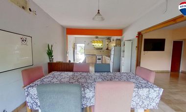VENTA CASA 4 AMB CON COCHERA Y LOCAL VARELA CENTRO