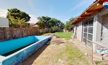 VENTA CASA 3 AMB BOSQUES. FLORENCIO VARELA