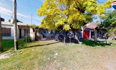 VENTA CASA 3 AMB BOSQUES. FLORENCIO VARELA