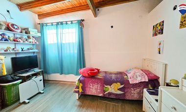 VENTA VIVIENDA MULTIFAMILIAR FLORENCIO VARELA