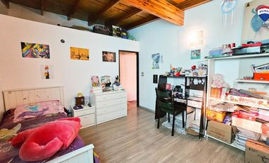 VENTA VIVIENDA MULTIFAMILIAR FLORENCIO VARELA
