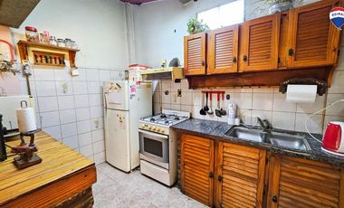 VENTA VIVIENDA MULTIFAMILIAR FLORENCIO VARELA