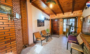 VENTA VIVIENDA MULTIFAMILIAR FLORENCIO VARELA