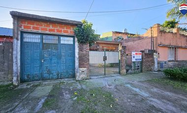 VENTA VIVIENDA MULTIFAMILIAR FLORENCIO VARELA
