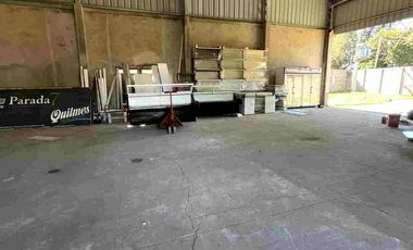 VENTA GALPON CON AMPLIO LOTE IBARLUCEA