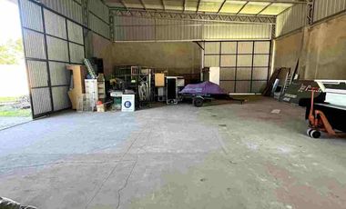 VENTA GALPON CON AMPLIO LOTE IBARLUCEA