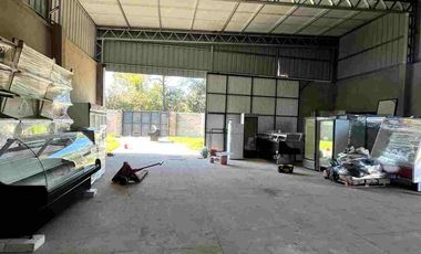 VENTA GALPON CON AMPLIO LOTE IBARLUCEA