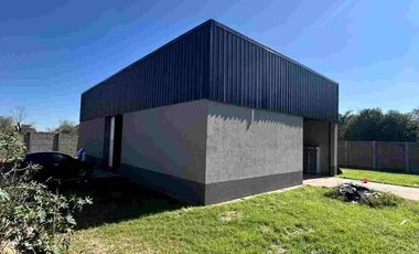 VENTA GALPON CON AMPLIO LOTE IBARLUCEA