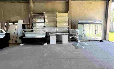 VENTA GALPON CON AMPLIO LOTE IBARLUCEA