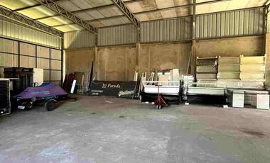 VENTA GALPON CON AMPLIO LOTE IBARLUCEA