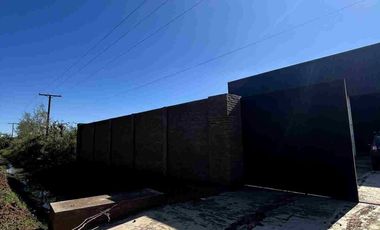 VENTA GALPON CON AMPLIO LOTE IBARLUCEA