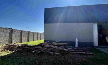 VENTA GALPON CON AMPLIO LOTE IBARLUCEA