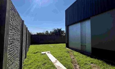 VENTA GALPON CON AMPLIO LOTE IBARLUCEA