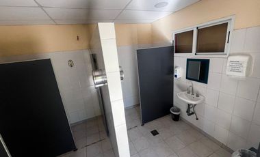ALQUILER DE LOTE CON OFICINAS CONFLUENCIA NQN
