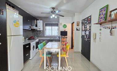 Departamento tipo PH en Parque Patricios