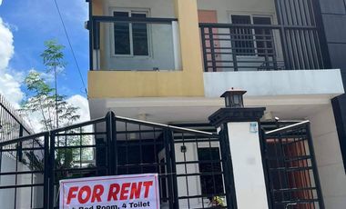 5 Bedroom 3 Floor Townhouse for Rent in Imus,Cavite