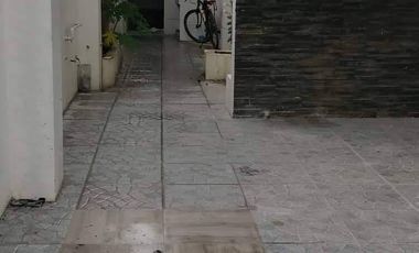 5 Bedroom 3 Floor Townhouse for Rent in Imus,Cavite