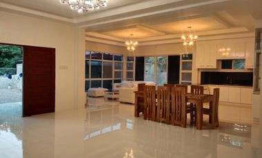 MODERN HOUSE AND LOT