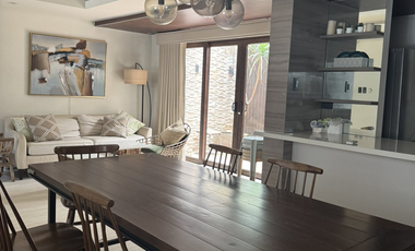 Newly Renovated 3 Bedroom Townhouse in San Juan for Sale