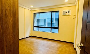 𝐅𝐎𝐑 𝐋𝐄𝐀𝐒𝐄: 𝐌𝐨𝐝𝐞𝐫𝐧 𝟒-𝐁𝐑 𝐓𝐨𝐰𝐧𝐡𝐨𝐮𝐬𝐞 𝐰/ 𝐌𝐚𝐢𝐝𝐬 𝐑𝐨𝐨𝐦 & 𝐂𝐚𝐫 𝐆𝐚𝐫𝐚𝐠𝐞 𝐚𝐭 𝐌𝐚𝐤𝐚𝐭𝐢 𝐂𝐢𝐭𝐲!