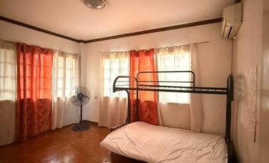 HOUSE FOR RENT IDEAL FOR YOUR BUSINESS