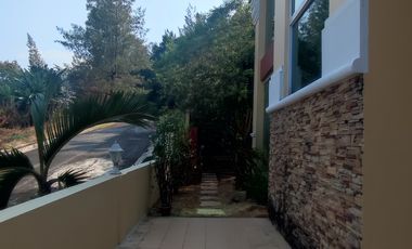 5bedrooms House and lot in Subic Zambales
