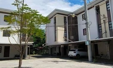 For Rent Semi- Furnished Studio Unit in Brentwood Mactan Condo