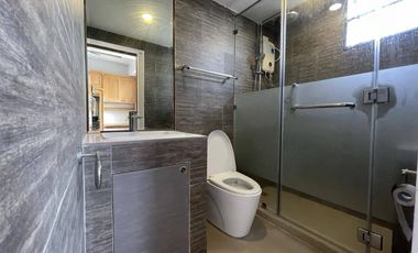 PENTHOUSE UNIT AT EISENHOWER CONDOMINIUM
