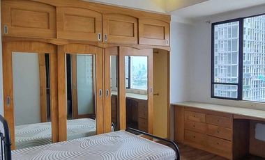 PENTHOUSE UNIT AT EISENHOWER CONDOMINIUM