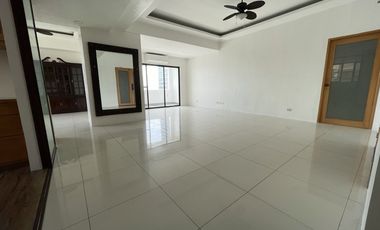 PENTHOUSE UNIT AT EISENHOWER CONDOMINIUM