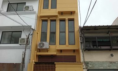 For Rent: 280-SQM Commercial/Residential Property in Palanan, Makati