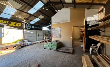 LOCAL COMERCIAL EN ARRIENDO CON TREMENDA UBICACIÓN