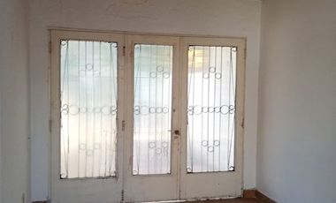 CASA VENTA BURZACO APAT CREDITO PROXIMA A YRIGOYEN