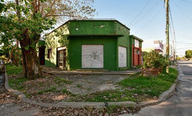 CASA MAS LOCAL EN VENTA FLORENCIO VARELA