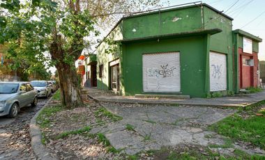CASA MAS LOCAL EN VENTA FLORENCIO VARELA