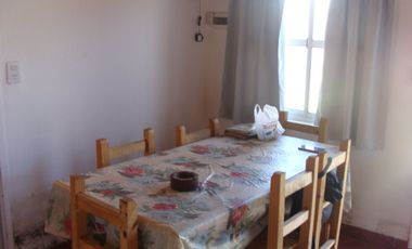 CASA CON PILETA, EN ALQUILER EN LAVALLE