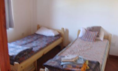 CASA CON PILETA, EN ALQUILER EN LAVALLE