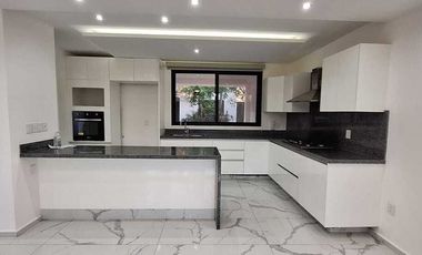 CASA EN RENTA MERIDA PRIVADA RESIDENCIAL TEMOZON