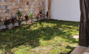 CASA EN RENTA MERIDA PRIVADA RESIDENCIAL TEMOZON