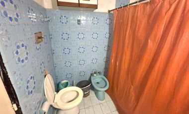 Casa con excelente acceso en Lanus Oeste