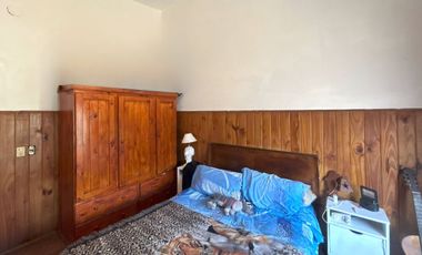 Casa con excelente acceso en Lanus Oeste