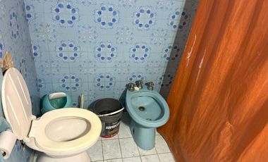 Casa con excelente acceso en Lanus Oeste