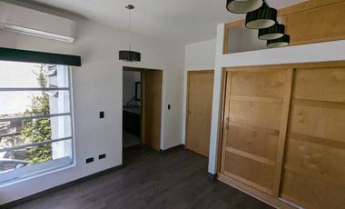 Casa Renta, moderna, bien Ubicada y con Seguridad.