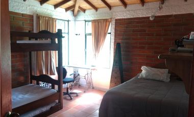 LLO-253-Casa Campestre-Guarne-Santa Elena-V.La Palma-Tres Puertas.