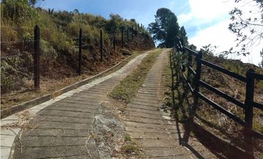 LLO-253-Casa Campestre-Guarne-Santa Elena-V.La Palma-Tres Puertas.