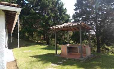 LLO-253-Casa Campestre-Guarne-Santa Elena-V.La Palma-Tres Puertas.