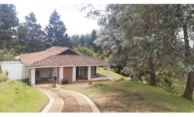 LLO-253-Casa Campestre-Guarne-Santa Elena-V.La Palma-Tres Puertas.