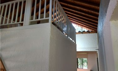 LLO-253-Casa Campestre-Guarne-Santa Elena-V.La Palma-Tres Puertas.