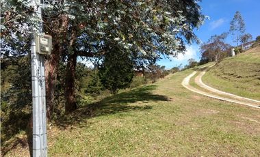 LLO-253-Casa Campestre-Guarne-Santa Elena-V.La Palma-Tres Puertas.