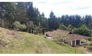 LLO-253-Casa Campestre-Guarne-Santa Elena-V.La Palma-Tres Puertas.